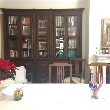 Valencia Country House